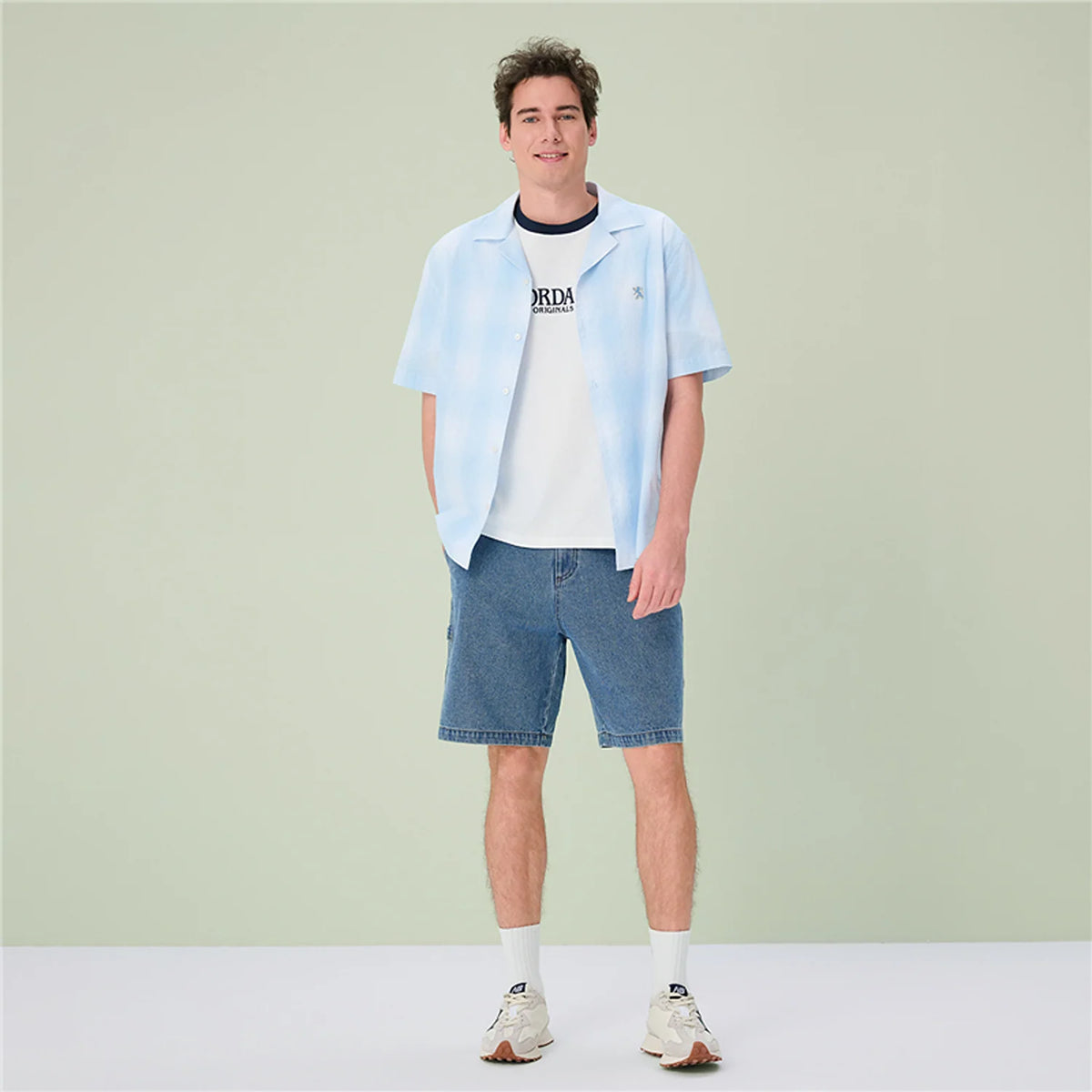 Relaxed Graphic Crew Neck T-Shirt